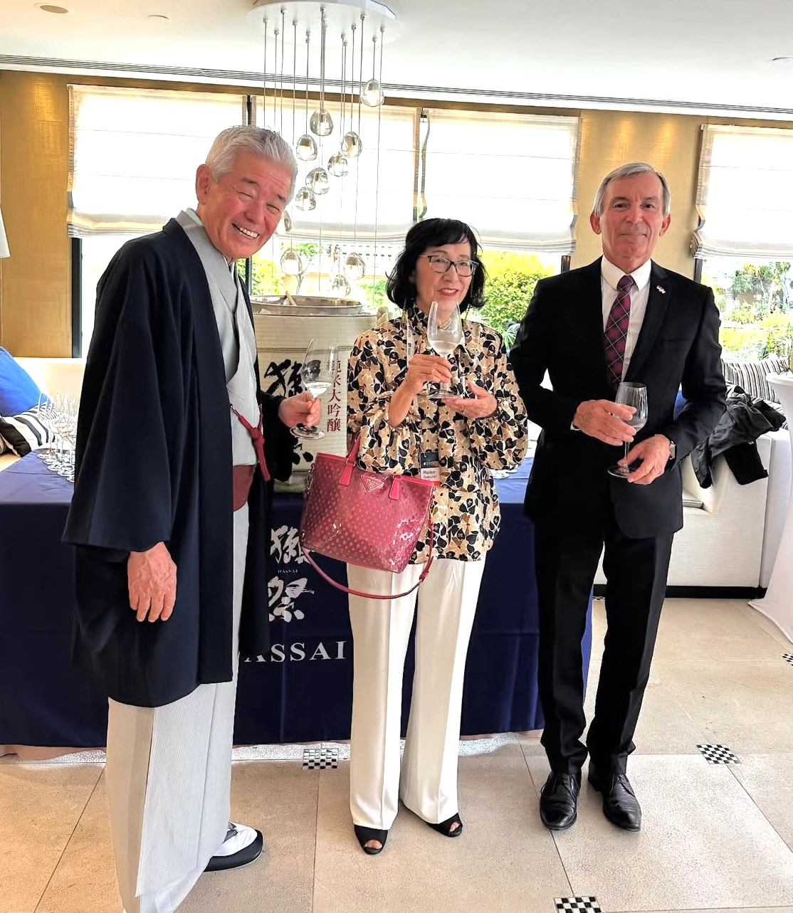 1 - Evènement Dassai à Monaco - S.E. Didier Gamerdinger avec le Président de Dassai M. Hiroshi Sakurai.png