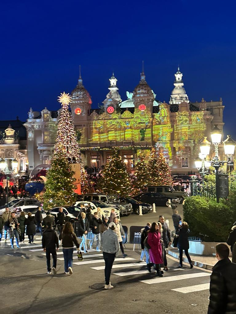 Décorations de Noel Place du Casino à Monaco